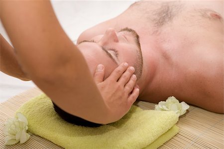 simsearch:400-04044944,k - man relaxing in spa salon Stock Photo - Budget Royalty-Free & Subscription, Code: 400-04987455
