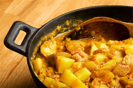 An indian vegetarian curry - Dhaal Aloo Stock Photo - Budget Royalty-Free & Subscription, Code: 400-04988369