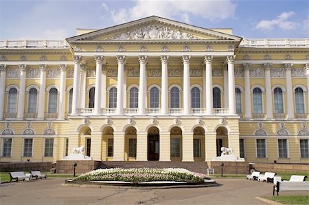 simsearch:400-06426873,k - Russian Museum in Saint Petersburg, Russia. Stock Photo - Budget Royalty-Free & Subscription, Code: 400-04988469
