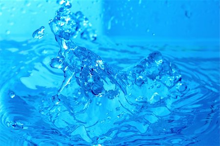 simsearch:622-07760434,k - blue water splash macro close up Stock Photo - Budget Royalty-Free & Subscription, Code: 400-04989431