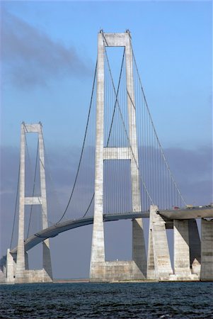 denmark bridge - The Great Belt Bridge running between Danish islands Zealand and Funen. Stock Photo - Budget Royalty-Free & Subscription, Code: 400-04983167