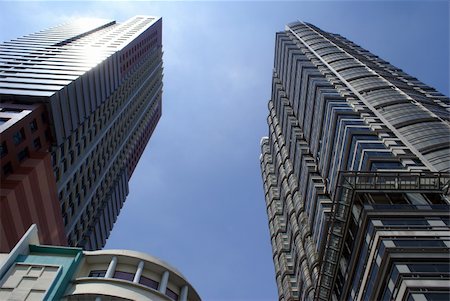 Buildings on the street of Manila, Philippines Foto de stock - Super Valor sin royalties y Suscripción, Código: 400-04983385