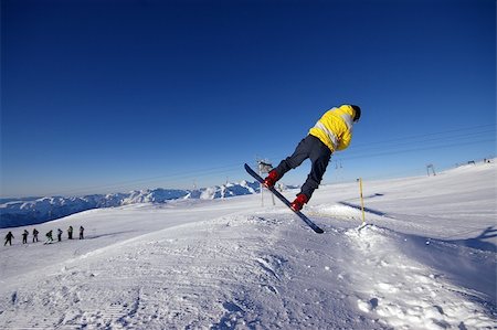 simsearch:400-03938721,k - Snowpark in Les Deux Alpes Photographie de stock - Aubaine LD & Abonnement, Code: 400-04994180