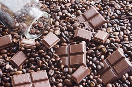 Coffee and chocolate. Sweet and fragrant brown background. Stockbilder - Microstock & Abonnement, Bildnummer: 400-04995260