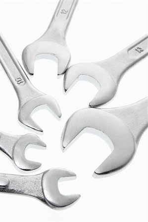 simsearch:400-04996705,k - Close up of Spanners on Seamless White Background Photographie de stock - Aubaine LD & Abonnement, Code: 400-04996686