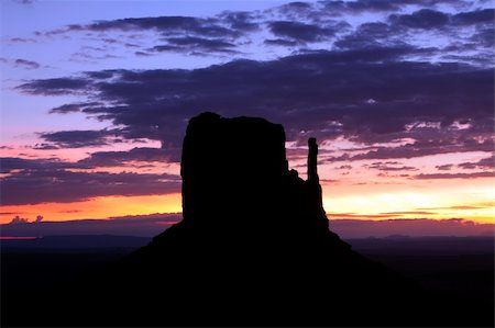 simsearch:400-04997283,k - West Mitten Butte at Monument Valley during sunrise. Stock Photo - Budget Royalty-Free & Subscription, Code: 400-04997528
