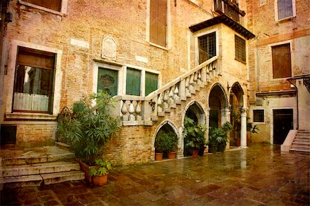 simsearch:400-04512320,k - Artistic work of my own in retro style - Postcard from Italy. - Nice patio Venice. Fotografie stock - Microstock e Abbonamento, Codice: 400-05008242