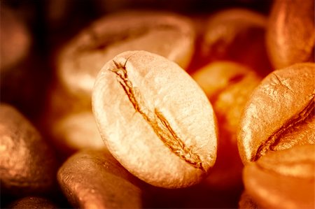 simsearch:400-04313939,k - Macro picture of coffee beans. Stock Photo - Budget Royalty-Free & Subscription, Code: 400-05009267