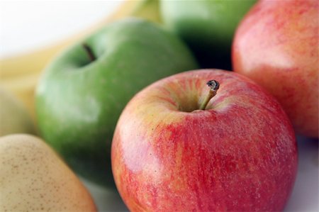 egypix (artist) - fresh green & red apple & pear fruits Stockbilder - Microstock & Abonnement, Bildnummer: 400-05015405