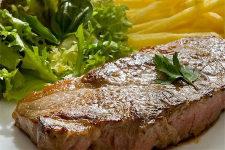 simsearch:400-04284643,k - grilled beef steak with green salad and fried Stock Photo - Budget Royalty-Free & Subscription, Code: 400-05015420