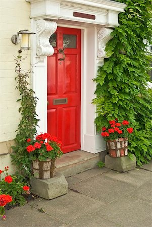 front door letter box - house with red front door Stock Photo - Budget Royalty-Free & Subscription, Code: 400-05016124