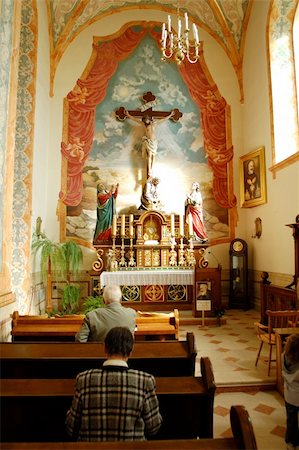 pees (artist) - Altar in the John Paul II's church in Wadowice, Poland Photographie de stock - Aubaine LD & Abonnement, Code: 400-05016673