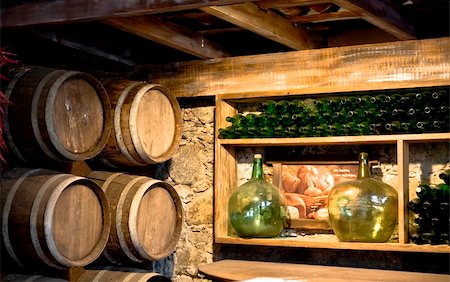 simsearch:700-00459980,k - Wine cellar in the famous Balcony house, located in Tenerife, Spain. Fotografie stock - Microstock e Abbonamento, Codice: 400-05019539
