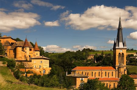 Image shows an old chateau and a church in a village in the famous wine making region of Beaujolais, France Photographie de stock - Aubaine LD & Abonnement, Code: 400-05011087