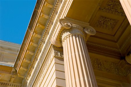 neo classical architectural detail of ionic column on classic greek temple style facade of art gallery of nsw Stock Photo - Budget Royalty-Free & Subscription, Code: 400-05012076
