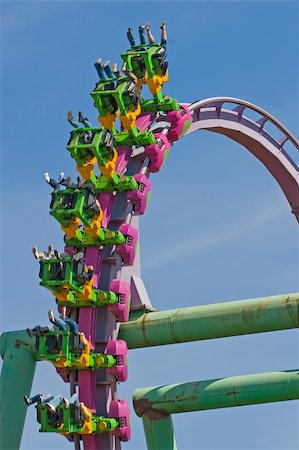 simsearch:400-03963009,k - Rollercoaster loop against a brilliant blue sky Stock Photo - Budget Royalty-Free & Subscription, Code: 400-05013254