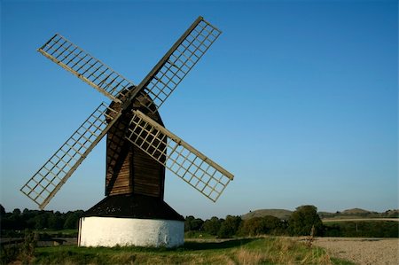 simsearch:400-06101286,k - the oldest windmill in england in pitstone hertfordshire Stock Photo - Budget Royalty-Free & Subscription, Code: 400-05025354
