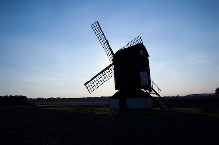simsearch:400-06101286,k - the oldest windmill in england in pitstone hertfordshire Stock Photo - Budget Royalty-Free & Subscription, Code: 400-05025454