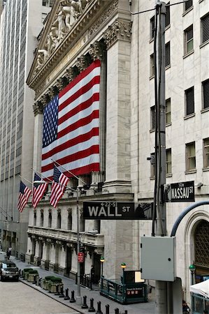 Building of the New York Stock Exchange Stock Photo - Budget Royalty-Free & Subscription, Code: 400-05025578