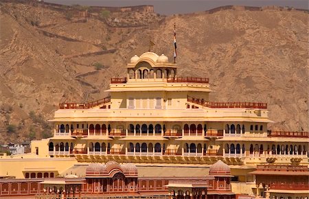 simsearch:400-04228776,k - This is the current home of the present maharaja of Jaipur; India.; This is a mix of mughal and rajasthani architecture and is a famous landmark in Jaipur. Stockbilder - Microstock & Abonnement, Bildnummer: 400-05025805