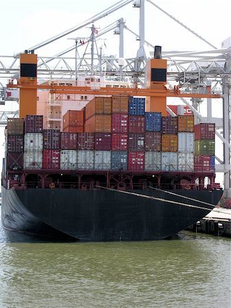 containership Stock Photo - Budget Royalty-Free & Subscription, Code: 400-05026658