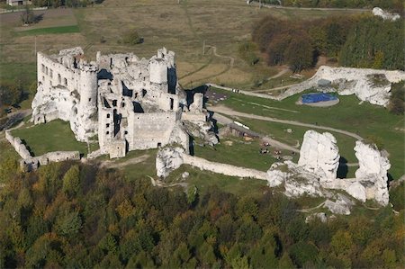 Aerial view of old castle ruins Stock Photo - Budget Royalty-Free & Subscription, Code: 400-05027100