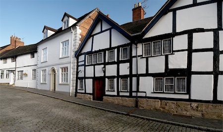 Old buildings in Mill Street Warwick, Foto de stock - Super Valor sin royalties y Suscripción, Código: 400-05028095
