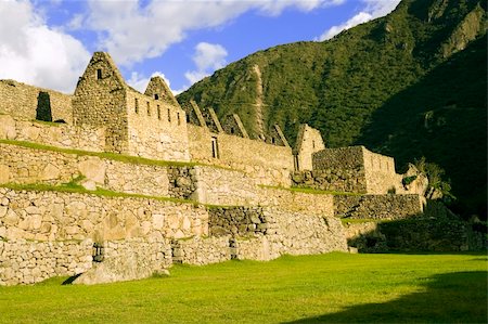 simsearch:400-06428074,k - Incan ruins of Machu Picchu near Cusco, Pero. Photographie de stock - Aubaine LD & Abonnement, Code: 400-05028308