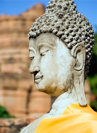 simsearch:400-03985821,k - Stone Buddha at Wat Yai Chai Mongkol in Ayutthaya near Bangkok, Thailand. Photographie de stock - Aubaine LD & Abonnement, Code: 400-05028326