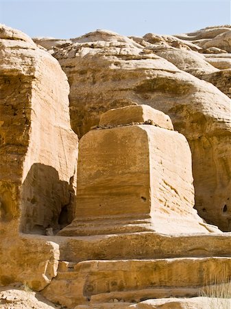simsearch:400-05132743,k - Tombs in Petra - Nabataeans capital city (Al Khazneh) , Jordan. Made by digging and carving the rocks. Roman Empire period. Photographie de stock - Aubaine LD & Abonnement, Code: 400-05029152