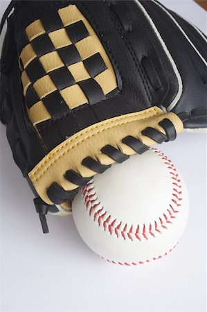 simsearch:400-04673387,k - Baseball glove and ball on white background Stock Photo - Budget Royalty-Free & Subscription, Code: 400-05029954
