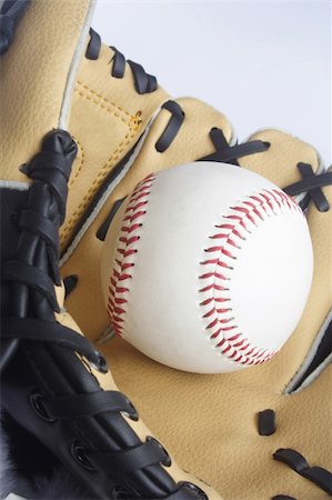 simsearch:400-04673387,k - Brown glove and baseball on it Stock Photo - Budget Royalty-Free & Subscription, Code: 400-05029953