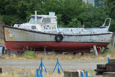 echoforsberg (artist) - Various scenic shots of boats fishing or traveling the Naknek River in Bristol Bay, Alaska during the red salmon season. Stockbilder - Microstock & Abonnement, Bildnummer: 400-05020106