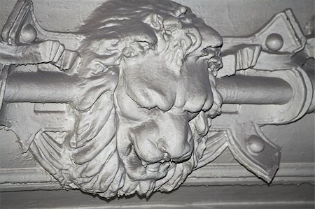 simsearch:400-06426873,k - Architectural detail in the form of a head of a lion Stock Photo - Budget Royalty-Free & Subscription, Code: 400-05020284