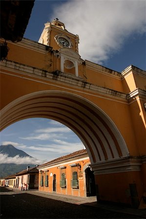 View from Antigua Guatemala Foto de stock - Super Valor sin royalties y Suscripción, Código: 400-05021242
