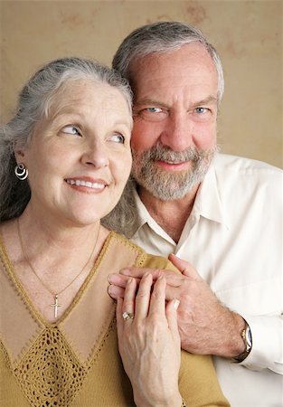 simsearch:400-04109826,k - A good looking mature couple flirting with each other. Fotografie stock - Microstock e Abbonamento, Codice: 400-05022178