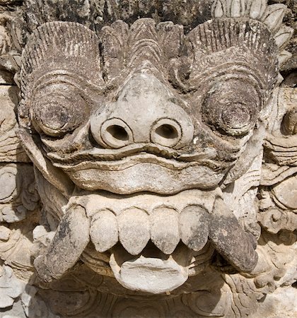 simsearch:400-04487864,k - Barong carving on a Balinese temple Stockbilder - Microstock & Abonnement, Bildnummer: 400-05022809