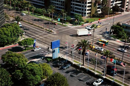 Busy intersection near LAX airport, Los Angeles, California Photographie de stock - Aubaine LD & Abonnement, Code: 400-05023773