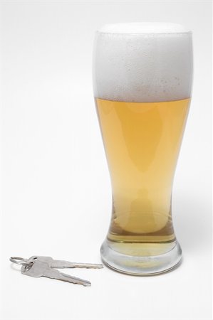 simsearch:400-04947548,k - Drunk Driving Concept - Beer, and Car Keys Stock Photo - Budget Royalty-Free & Subscription, Code: 400-05034765