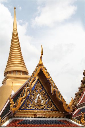 Architecture detail in the Emerald buddha temple in Bangkok Thailand Stock Photo - Budget Royalty-Free & Subscription, Code: 400-05034910