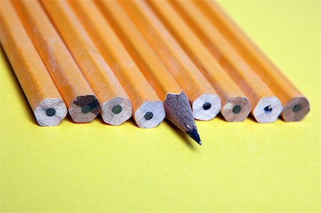 excel - Stand out sharp pencil is ahead of the rest. Stock Photo - Budget Royalty-Free & Subscription, Code: 400-05035512