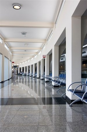 Waiting hall of a modern airport Stock Photo - Budget Royalty-Free & Subscription, Code: 400-05037353