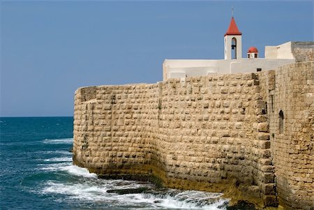 The historic sea walls of ancient Acre, Akko, Israel, facing out onto the Mediterranean. Photographie de stock - Aubaine LD & Abonnement, Code: 400-05037488