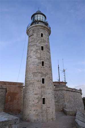 A view of el Morro lighthouse in Havana bay Photographie de stock - Aubaine LD & Abonnement, Code: 400-05038159