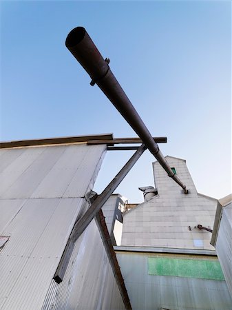 simsearch:400-07429824,k - Low angle of grain elevator. Stock Photo - Budget Royalty-Free & Subscription, Code: 400-05039720