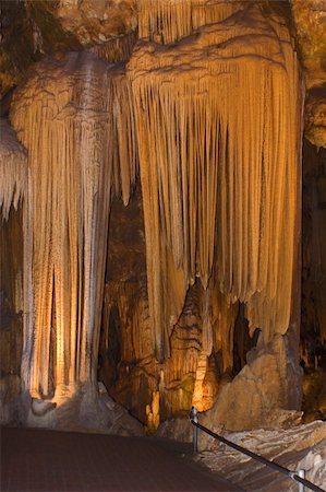 stalactite - Cave stalactites, stalagmites, and other formations at Luray Caverns, Virginia. Stock Photo - Budget Royalty-Free & Subscription, Code: 400-05030767