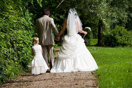 simsearch:400-04161888,k - bride and groom holding eachother Fotografie stock - Microstock e Abbonamento, Codice: 400-05032355