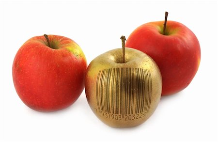 simsearch:400-04499320,k - golden apple with bar code isolated on white background (bar code is fake, no copyright infringement) Fotografie stock - Microstock e Abbonamento, Codice: 400-05032857