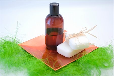 smithesmith (artist) - Soap and accessories for wellness, spa or relaxing Photographie de stock - Aubaine LD & Abonnement, Code: 400-05044062