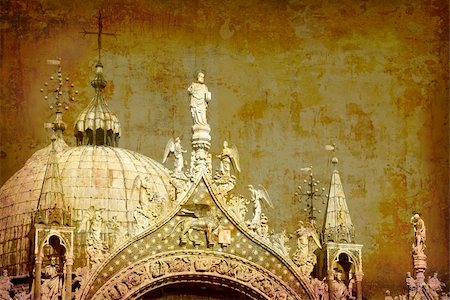 simsearch:400-05004765,k - Artistic work of my own in retro style - Postcard from Italy. - Top of St. Marks Cathedral - St. Marks Square, Venice. Fotografie stock - Microstock e Abbonamento, Codice: 400-05044455